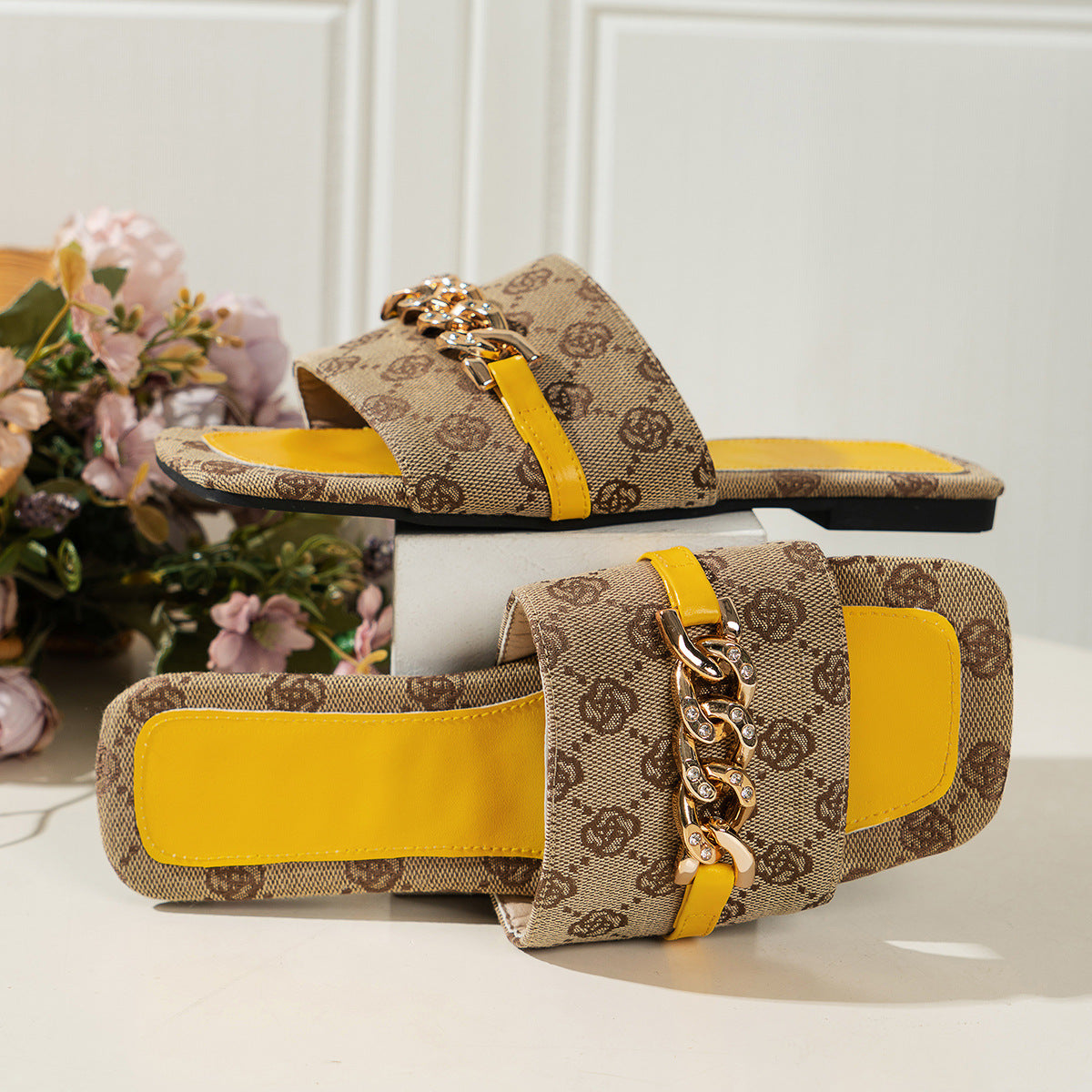 bfc7eb4e3b72497a99f88a180e1f6557-Max